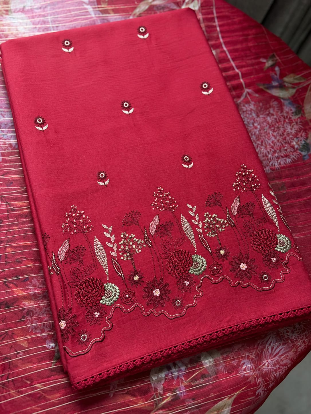Gul Maroon