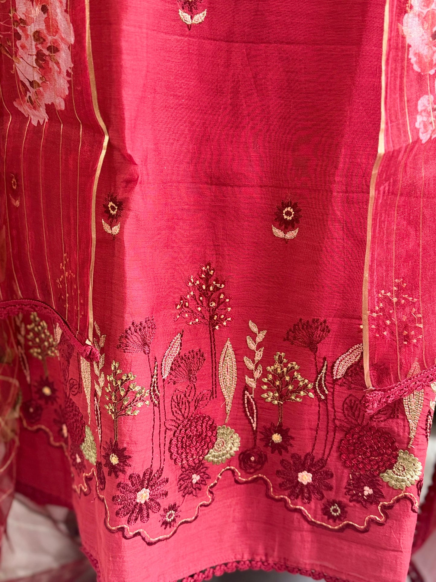 Gul Maroon